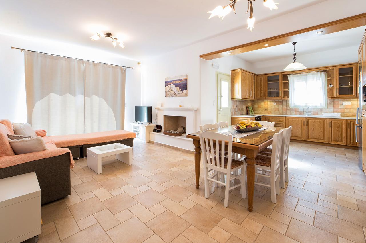 Villa San Dimitrio House On The Beach Logaras Extérieur photo